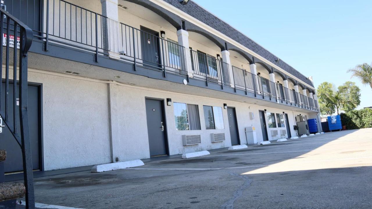 Value Inn Bellflower Exterior foto
